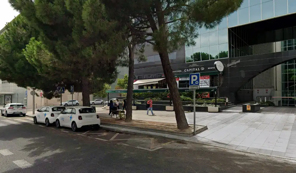 Aparcament de Local de lloguer en Madrid