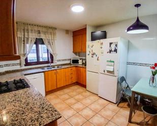 Cuina de Casa adosada en venda en El Bruc amb Aire condicionat, Calefacció i Terrassa