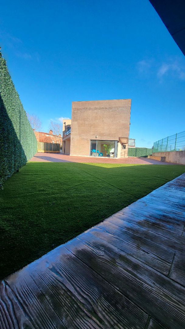 Terrace of House or chalet for sale in Burgos Capital  with Heating, Private garden and Parquet flooring