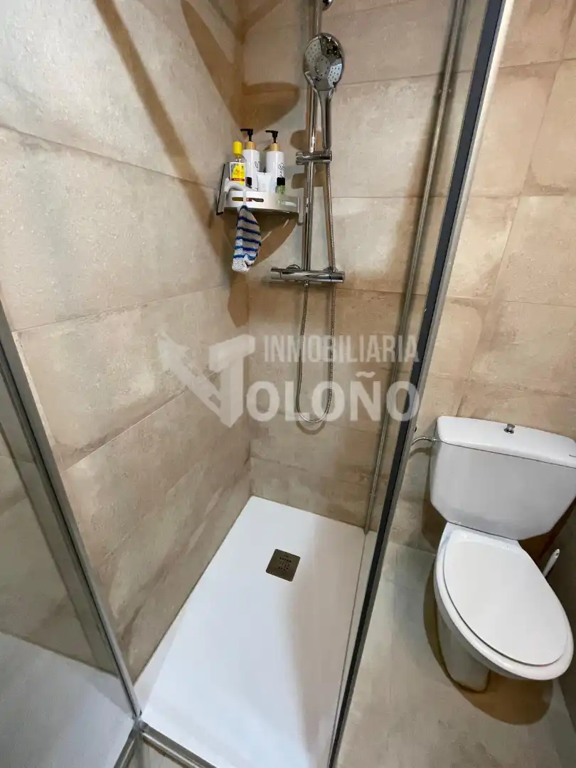 Bathroom of Flat for sale in Haro  with Heating, Parquet flooring and Storage room