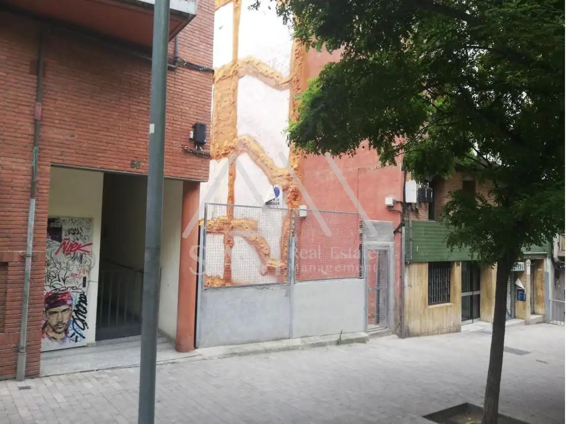 Außenansicht von Residential zum Verkauf in Barcelona