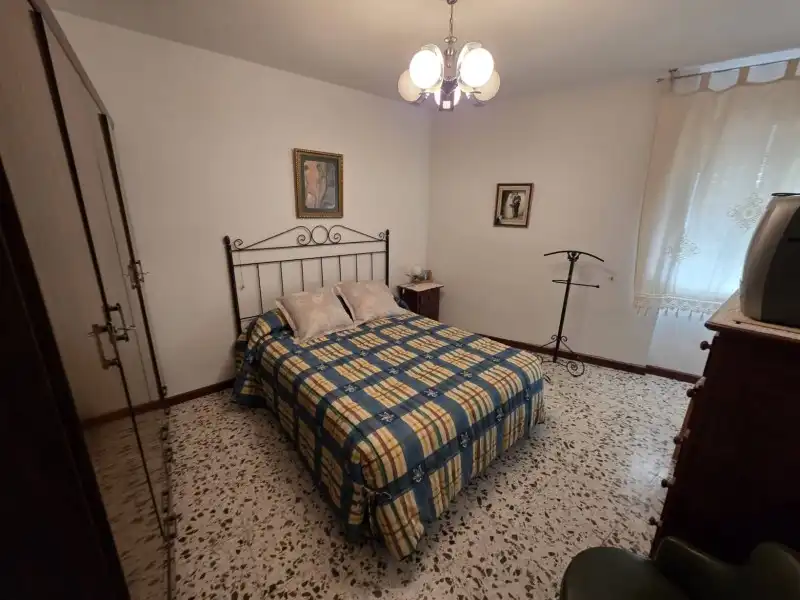 Habitación de Casa o chalet en venta en Oliva de Plasencia con Calefacción y Jardín privado