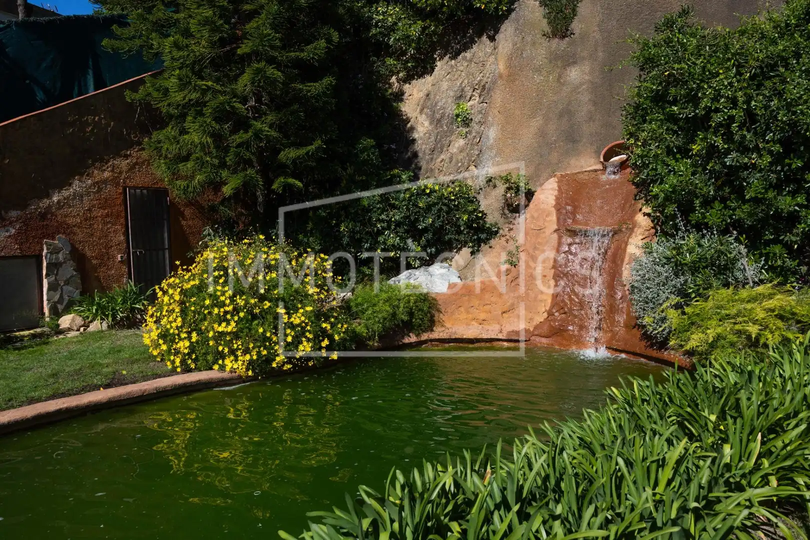 Garden of Houses for sale in Sant Cebrià de Vallalta