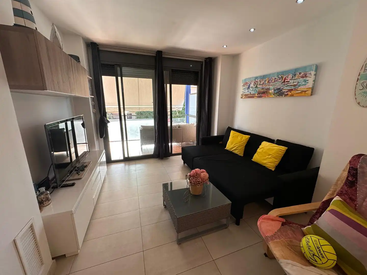 Apartamento de alquiler en Carrer Mestral, Port - Horta de Santa María
