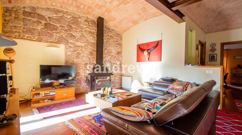 Foto 4 de Casa adosada en venda a Darnius, Girona