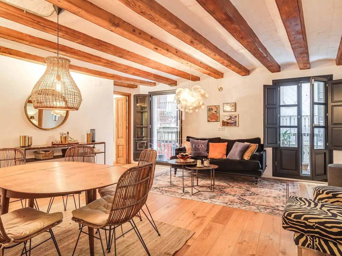Sala de estar de Piso en venta en Barcelona con Aire acondicionado, Calefacción y Parquet