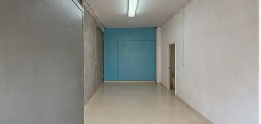 Local en venta en Els Masos - Els Garrofers