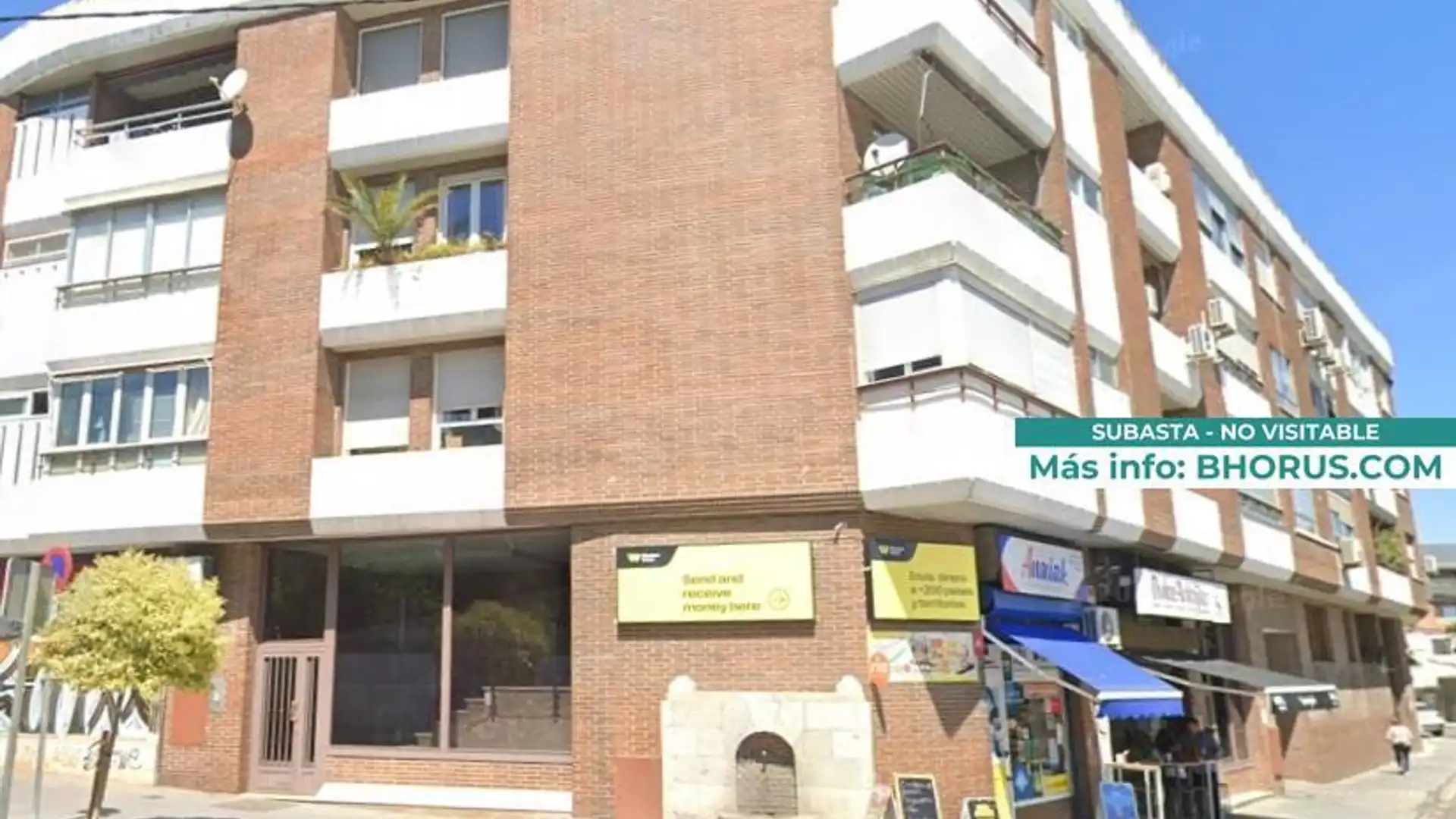 Vista exterior de Piso en venta en Las Rozas de Madrid