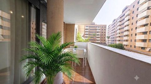 Foto 2 de Piso en venta en Parque Ayala - Jardín de la Abadía - Huelín, Málaga Capital