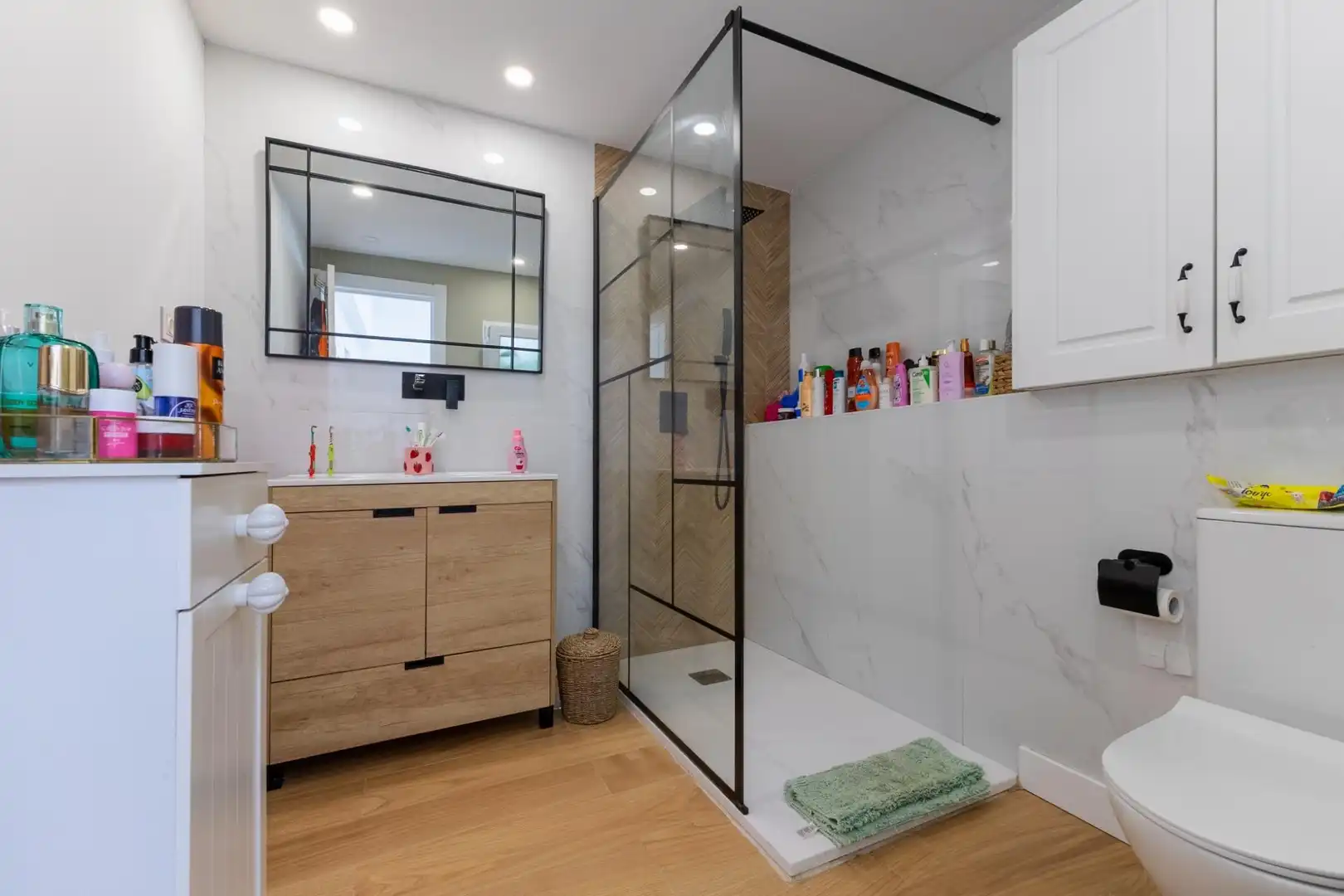 Baño de Casa o chalet en venta en Málaga con Aire acondicionado, Jardín privado y Terraza