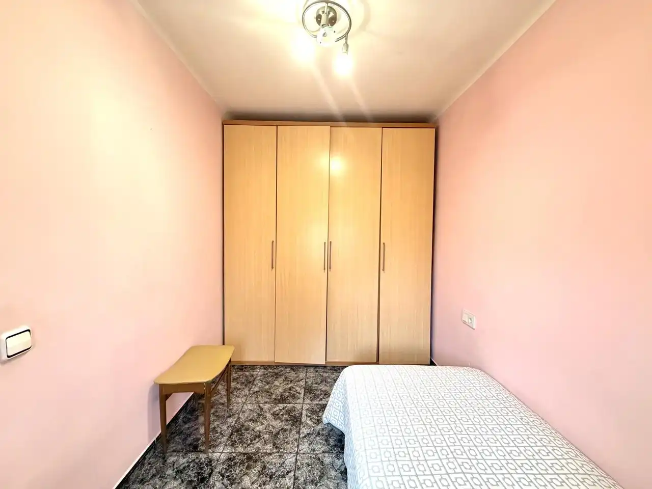 Bedroom of Flat for sale in Barcelona  with Air Conditioner