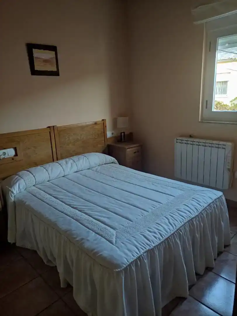 Habitación de Casa adosada en venta en Igüeña con Amueblado