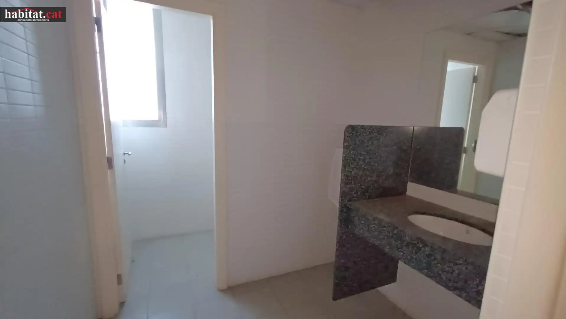 Business premises for sale in Centre Vila, imagen 11
