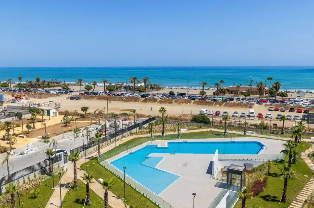 Piscina de Ático en venta en Torremolinos con Aire acondicionado, Terraza y Trastero