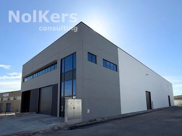 Nau industrial de lloguer a Polinyà