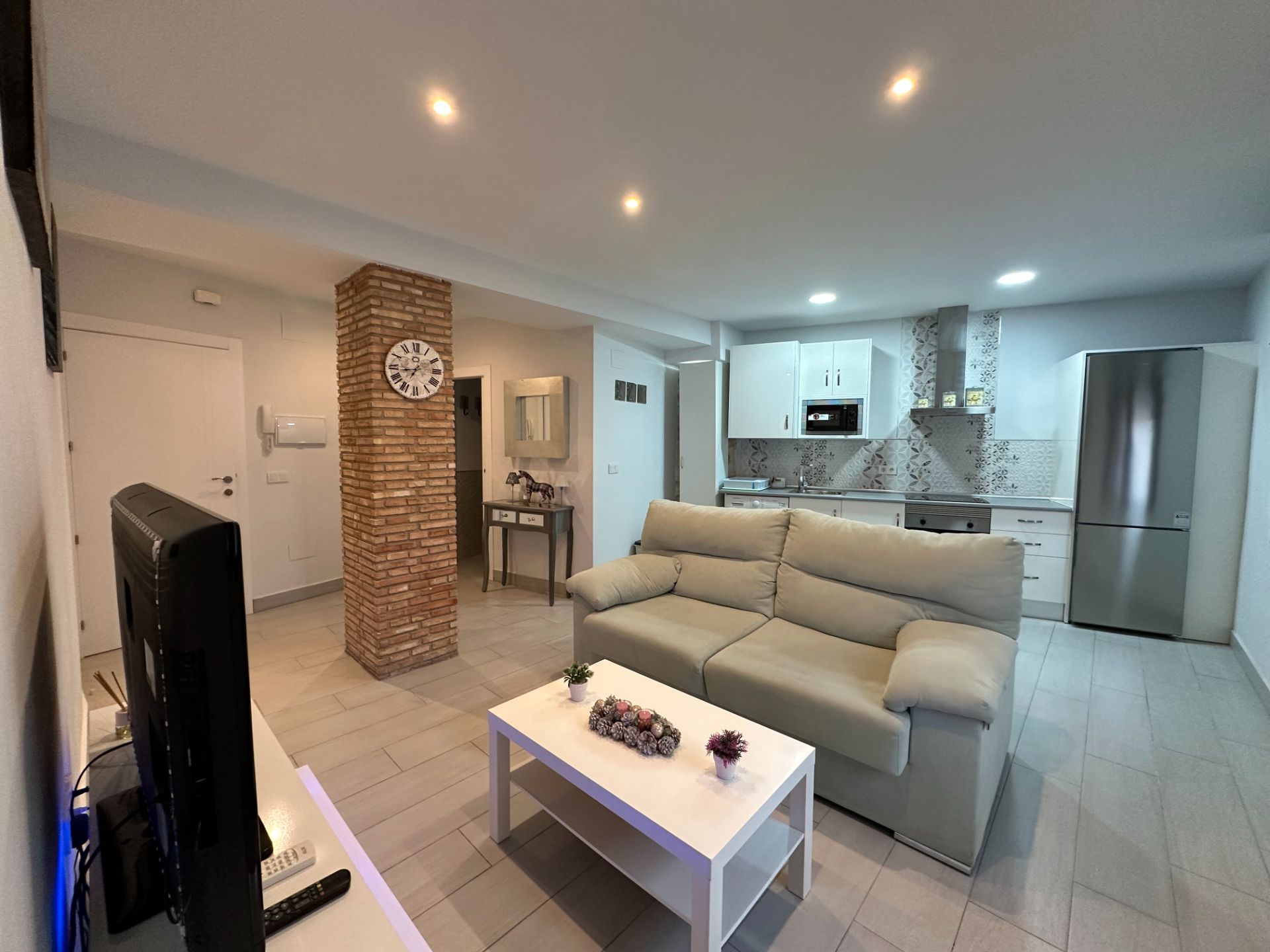 Living room of Flat to rent in Úbeda  with Air Conditioner, Furnished and Oven