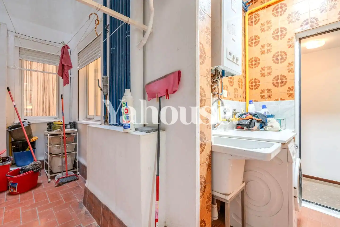 Küche von Wohnung zum Verkauf in Barcelona mit Klimaanlage, Heizung und Terrasse