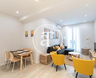 Living room of Flat to rent in  Barcelona Capital  with Air Conditioner, Heating and Furnished