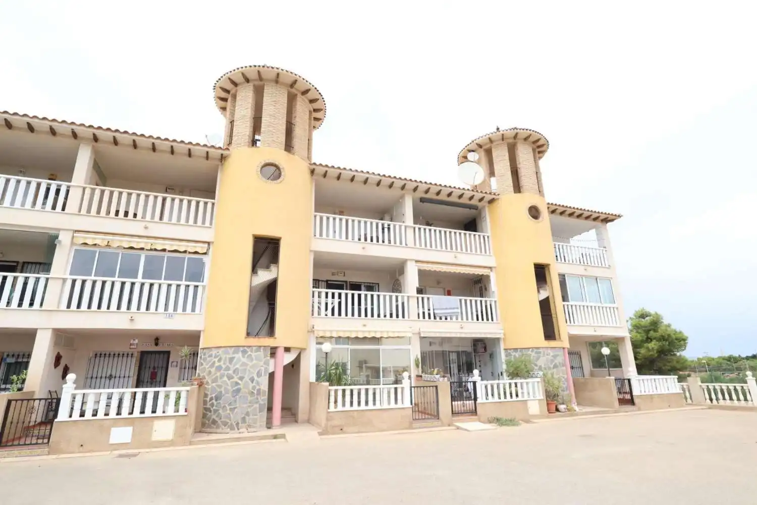 Apartment with pool for sale in N/A, imagen 2