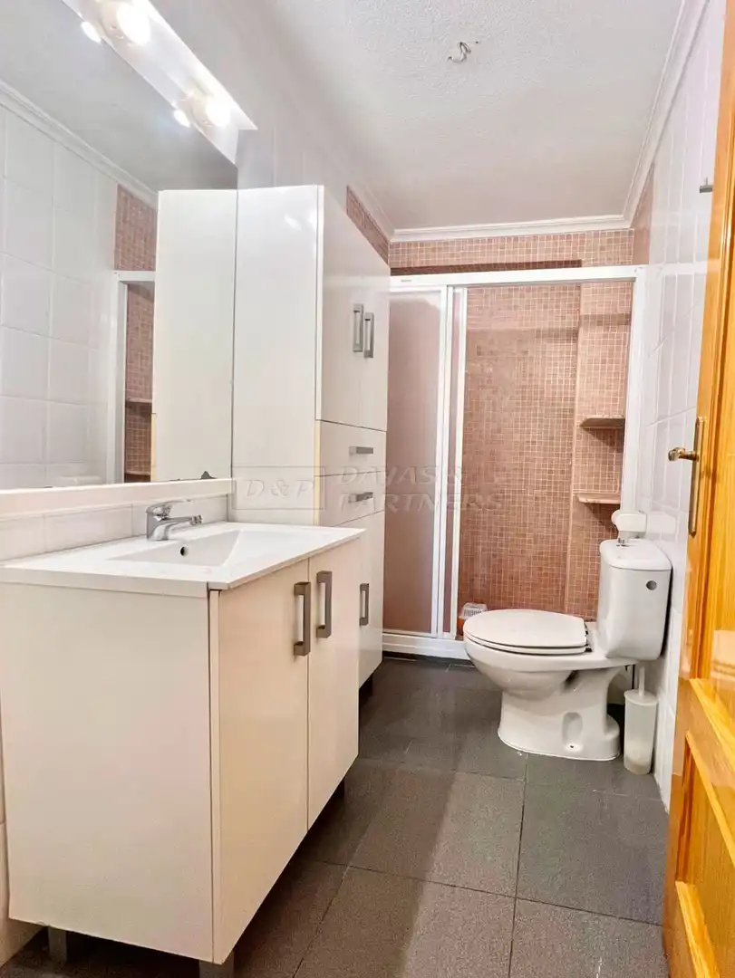 Baño de Planta baja en venta en Torrevieja con Aire acondicionado, Terraza y Trastero
