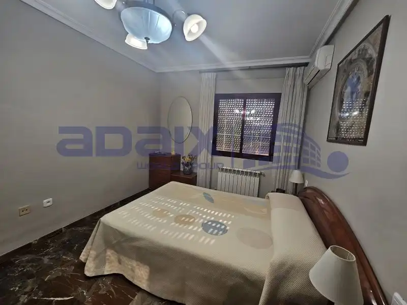 Habitación de Casa adosada en venta en Puertollano