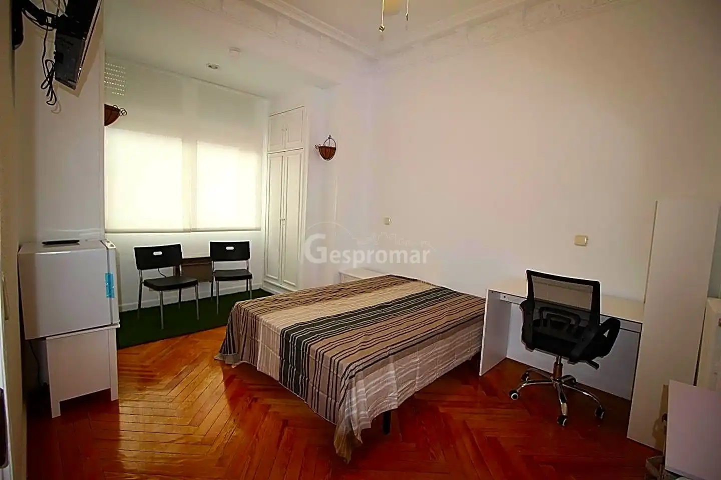 Habitación en De San Bernardo, Universidad - Malasaña