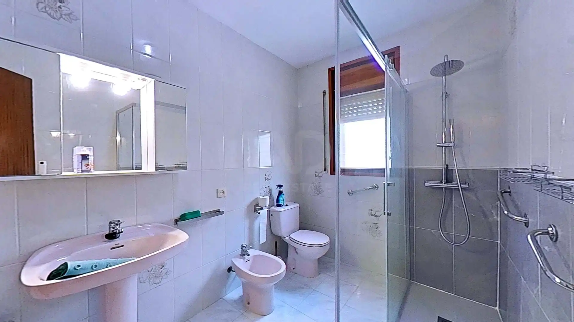 Baño de Casa o chalet en venta en Vallmoll con Aire acondicionado y Calefacción