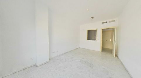 Foto 3 de Pis en venda a Av Aeronaútica, Urbadiez - Entrepuentes, Sevilla Capital