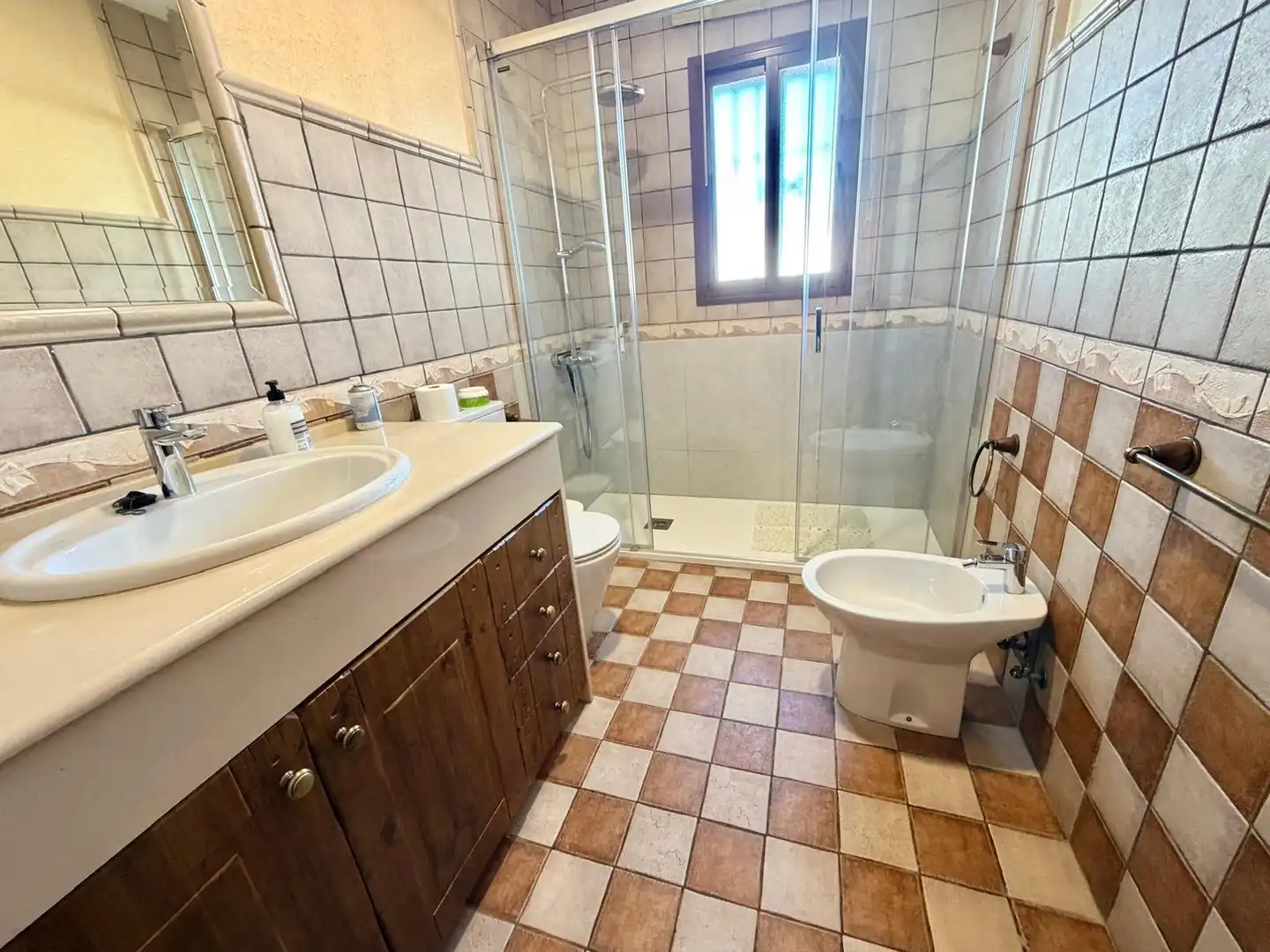 Baño de Casa o chalet en venta en Chiclana de la Frontera con Jardín privado, Terraza y Piscina