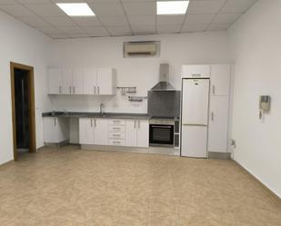 Kitchen of Planta baja to rent in Burjassot  with Air Conditioner