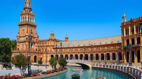 Foto 5 de Edifici en venda a La Calzada - La Florida, Sevilla Capital