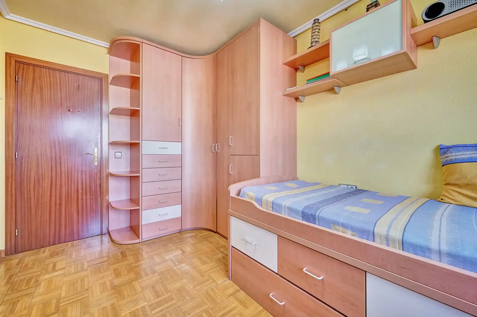 Habitación de Piso en venta en Ansoáin / Antsoain con Calefacción, Parquet y Trastero