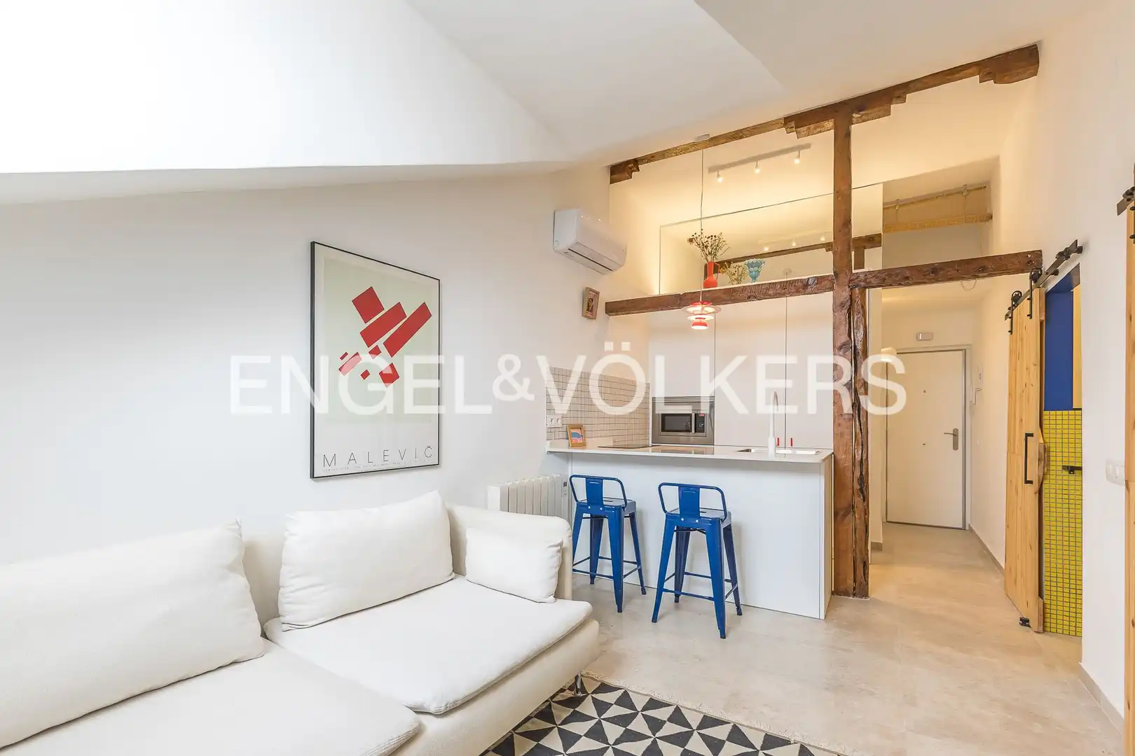 Wohnzimmer von Wohnung zur Miete in Madrid mit Klimaanlage, Heizung und Möbliert