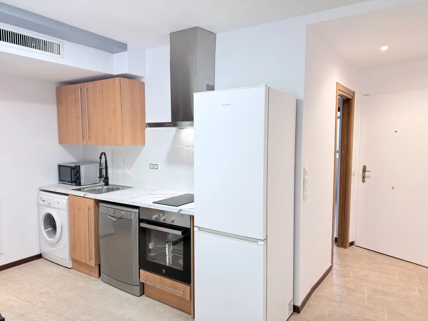 Cocina de Apartamento en venta en Santa Eulària des Riu con Aire acondicionado, Calefacción y Jardín privado