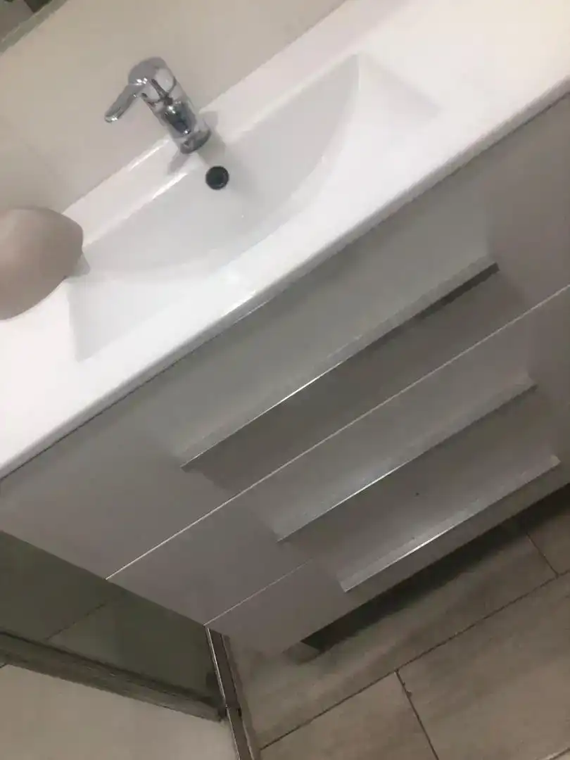 Badezimmer von Wohnung zur Miete in L'Hospitalet de Llobregat