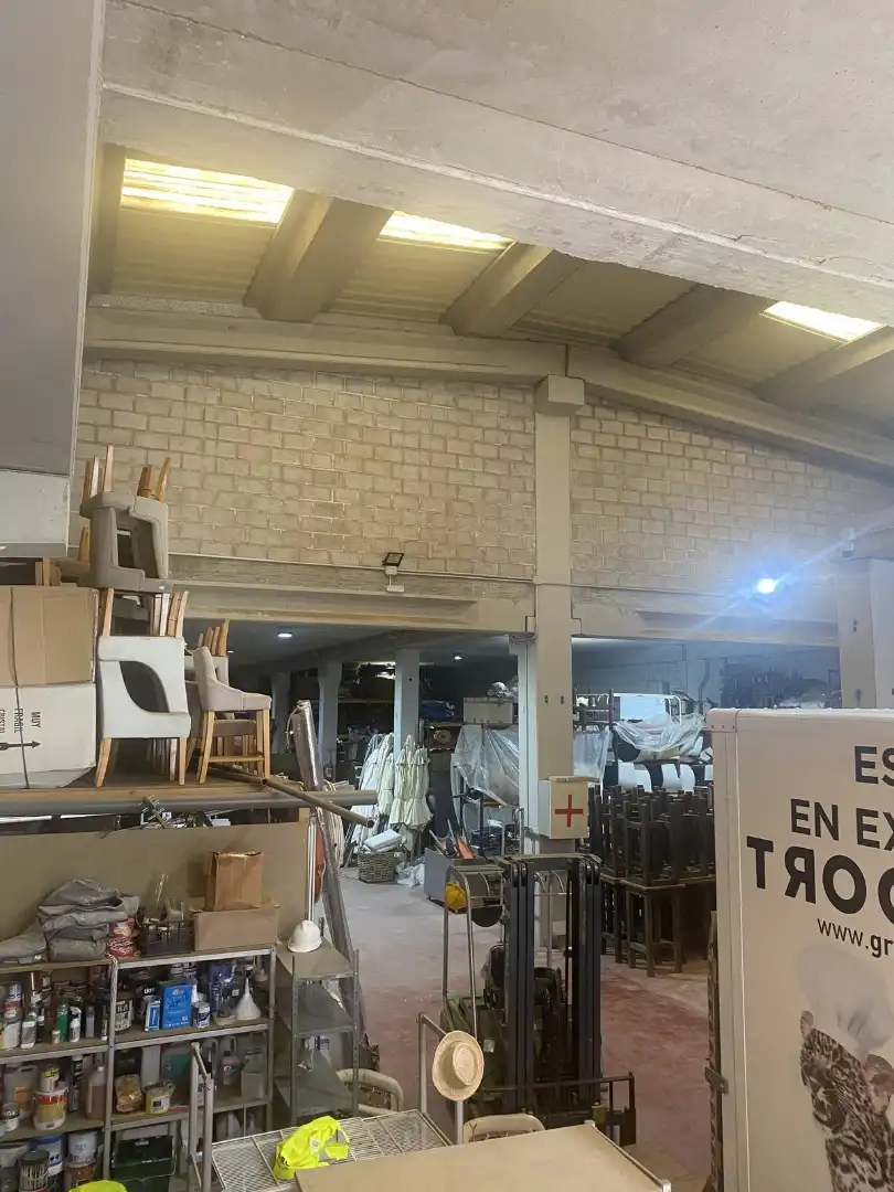 Nau industrial en venda en Marbella amb Alarma