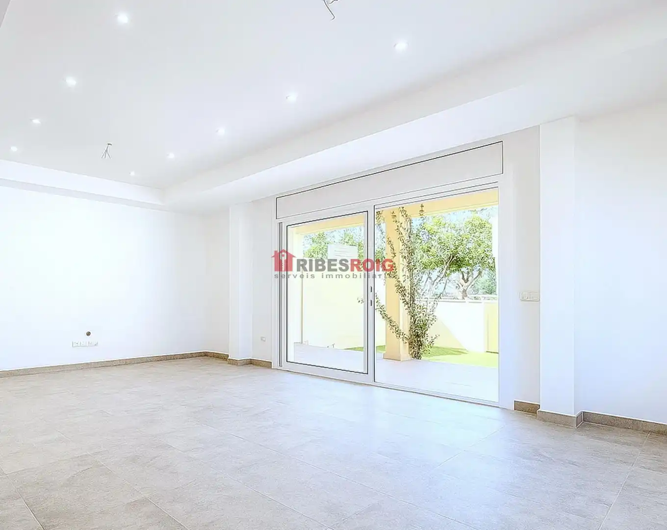 Detached homes for sale in Circumval Lacio, Centre
