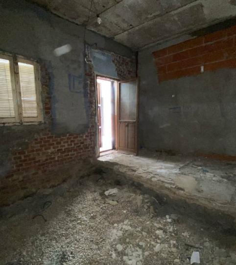 Foto 2 de Planta baja en venta en C/ Puerto de Almansa, San Diego,  Madrid Capital