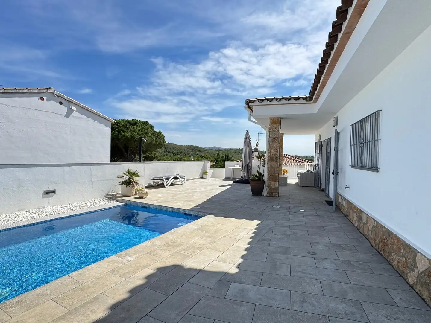 Terraza de Casa o chalet en venta en L'Escala con Aire acondicionado, Calefacción y Jardín privado