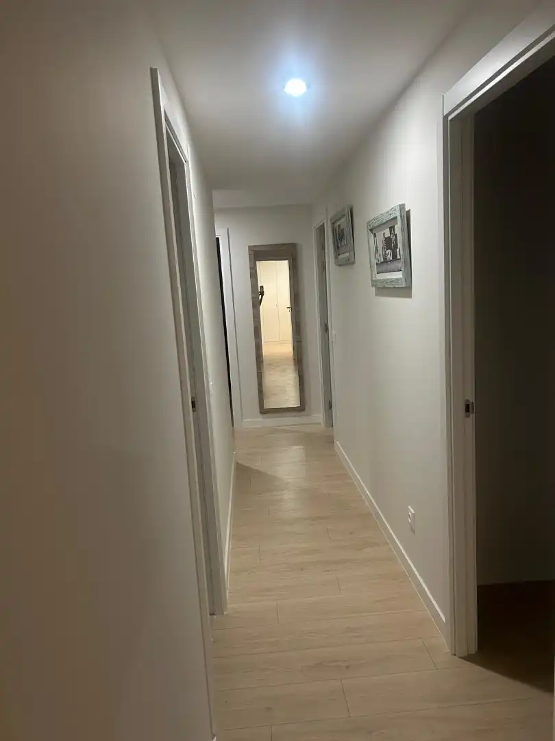 Piso de alquiler en Dos Hermanas con Aire acondicionado, Terraza y Amueblado