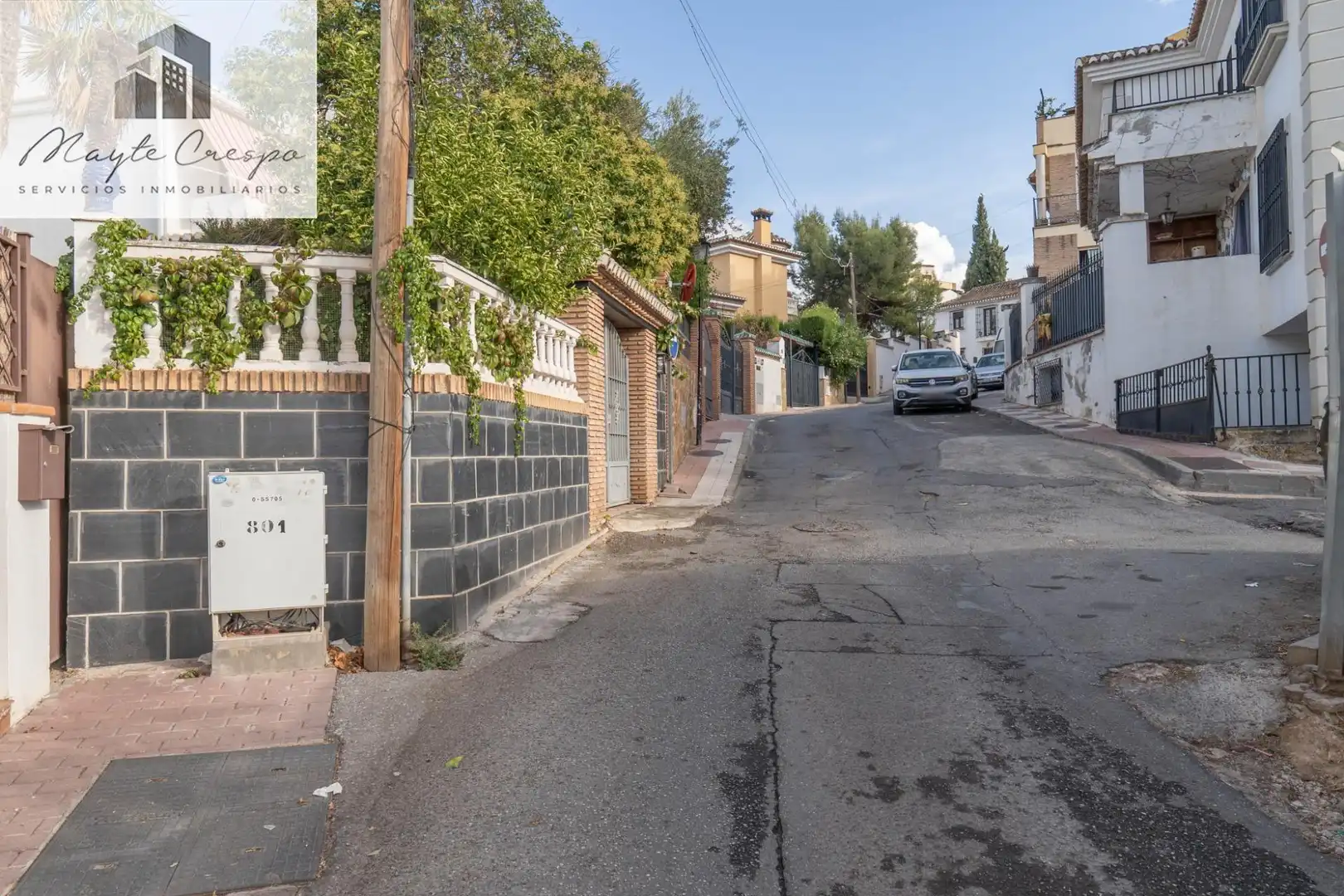 Vista exterior de Casa o xalet en venda en La Zubia amb Calefacció, Jardí privat i Terrassa