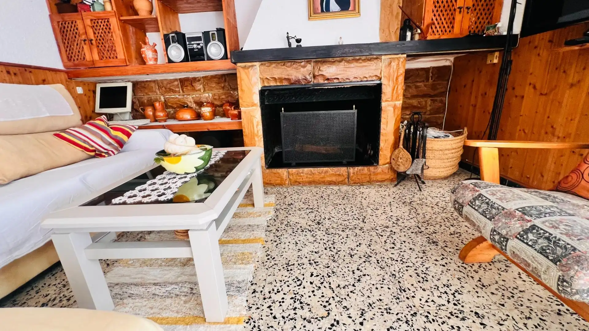 Cocina de Finca rústica en venta en Pratdip con Aire acondicionado, Jardín privado y Terraza