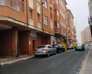 Exterior view of Flat for sale in Medina del Campo