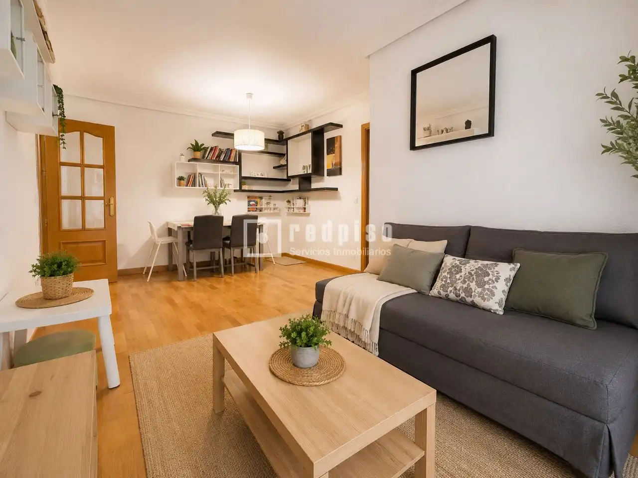 Bedroom of Flat for sale in Fuenlabrada  with Heating, Private garden and Parquet flooring