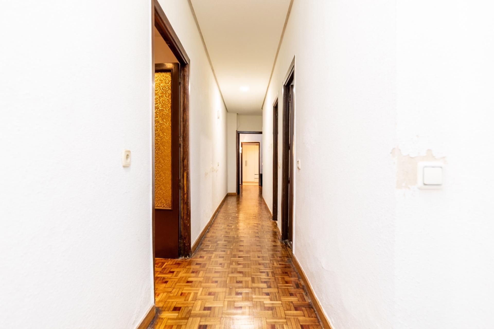 Planta baja for sale in  Madrid Capital  with Parquet flooring
