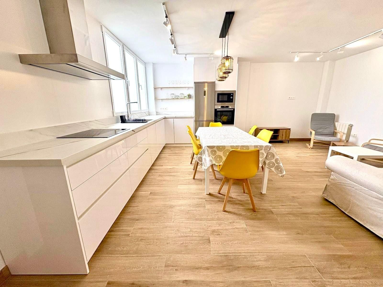 Kitchen of Flat to rent in  Granada Capital  with Air Conditioner, Heating and Terrace