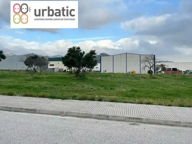 Terreno industrial en venta en Xeresa