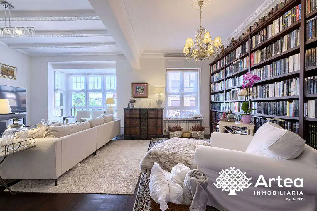 Sala de estar de Piso en venta en Getxo  con Calefacción, Trastero y Balcón
