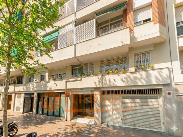 Garaje en Venta en Gran Via de les Corts Catalanes, 989 en Sant Martí de Provençals