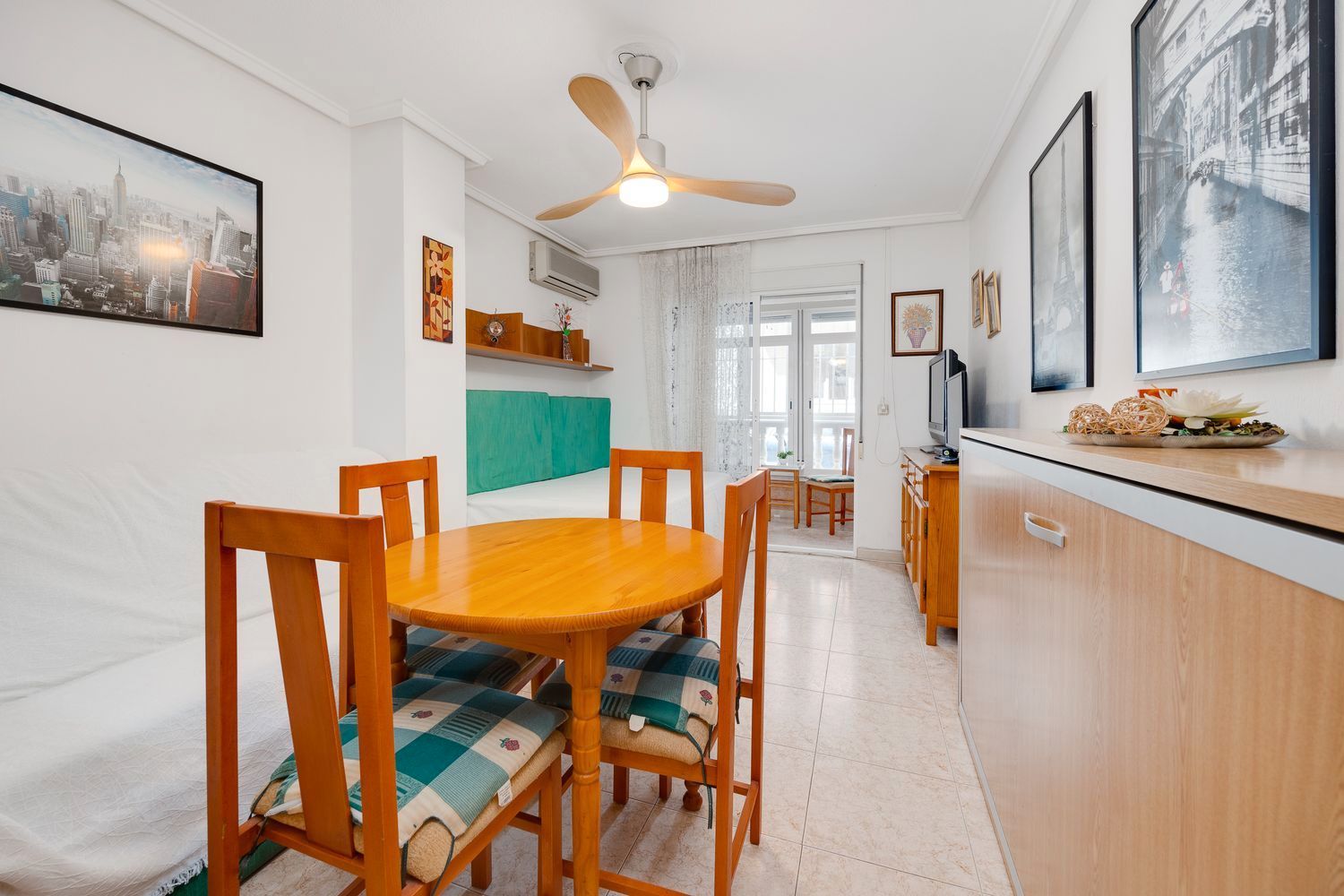 Dining room of Study for sale in Torrevieja  with Air Conditioner, Balcony and Community pool